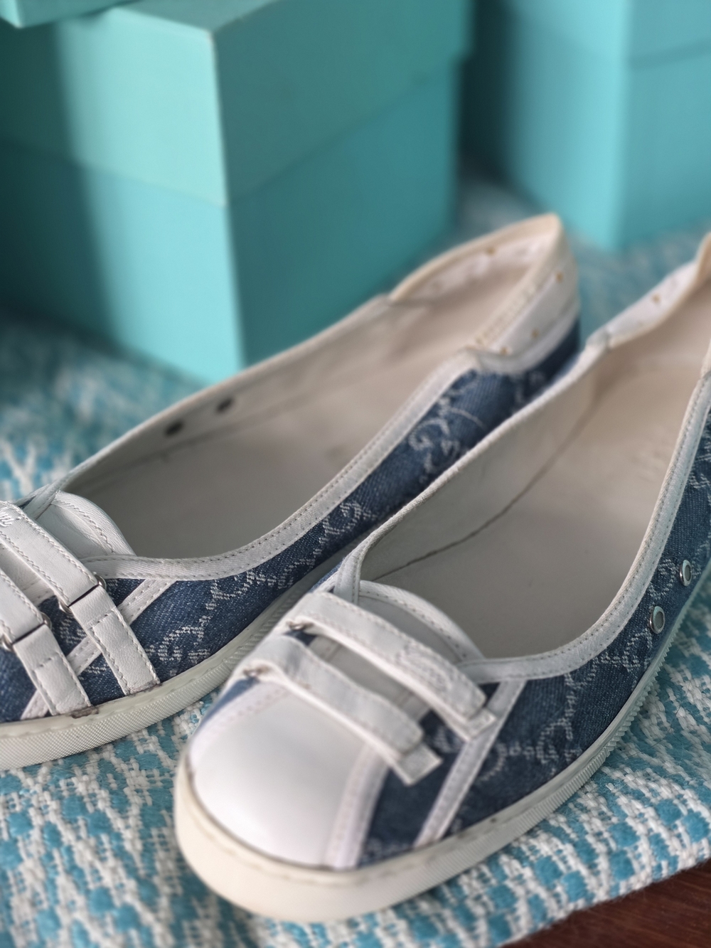 Gucci Womens Denim & White Logo Ballet Flats Sneakers Shoes SZ. 40